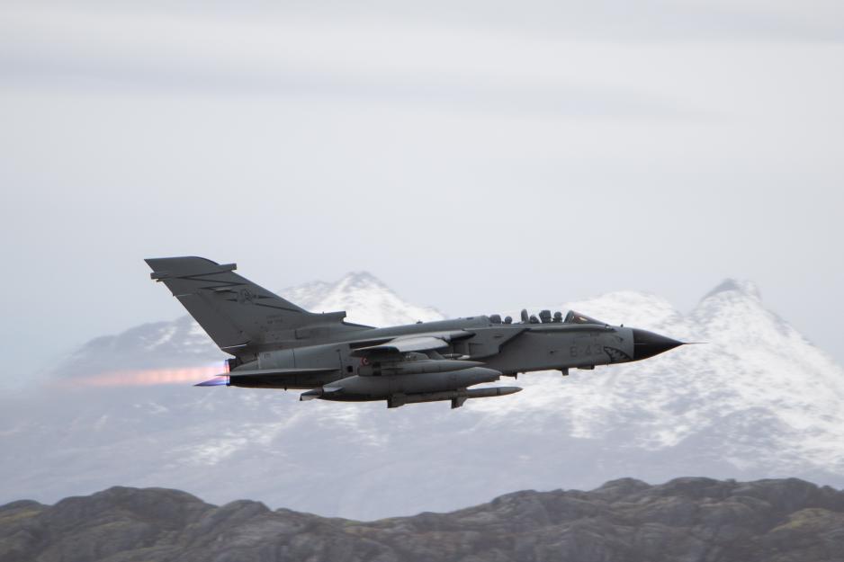 Et italiensk Tornado-fly over Bodø lufthavn under Trident Juncture 2018. (Foto: Hanne Hernes / Forsvaret)