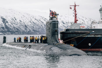 Den amerikanske reaktordrevne ubåten USS New Mexico, legger til havn på Grøtsund. Foto: Helene Sofie Thorkildsen / Forsvaret