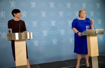 Statsminister Erna Solberg og utenriksminister Ine Eriksen Søreide under pressekonferansen 18. juni 2020, om at Norge er valgt inn som medlem av FNs sikkerhetsråd for perioden 2021–2022. Foto: Eirin Larsen, SMK